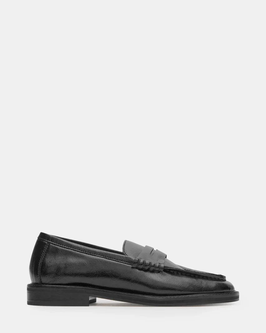 Steve Madden Madison Leather Loafer In Black - Infinity Raine