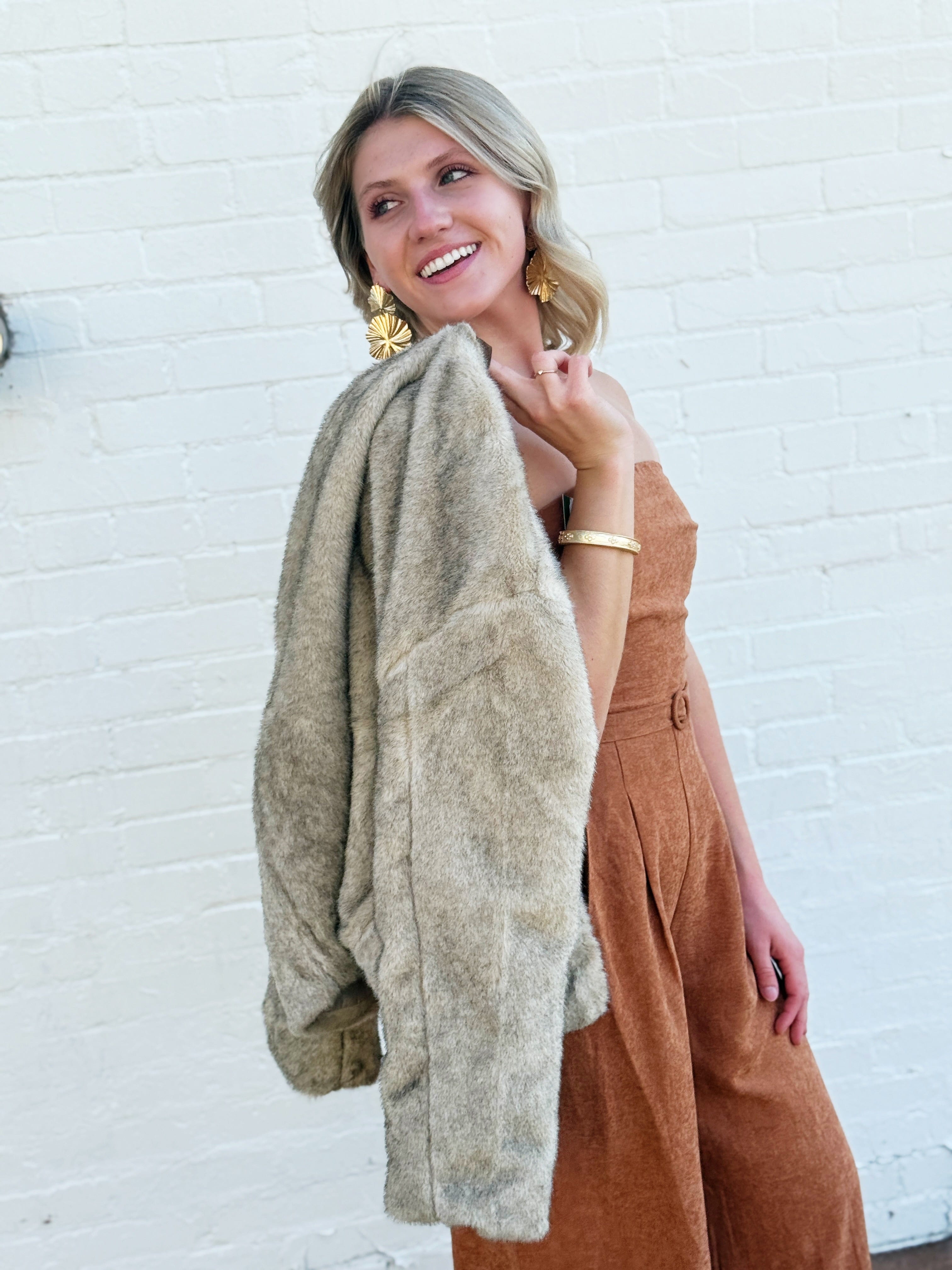 STUDIO By The Workshop Outerwear - Jackets & Coats Faux Fur Coat In Taupe