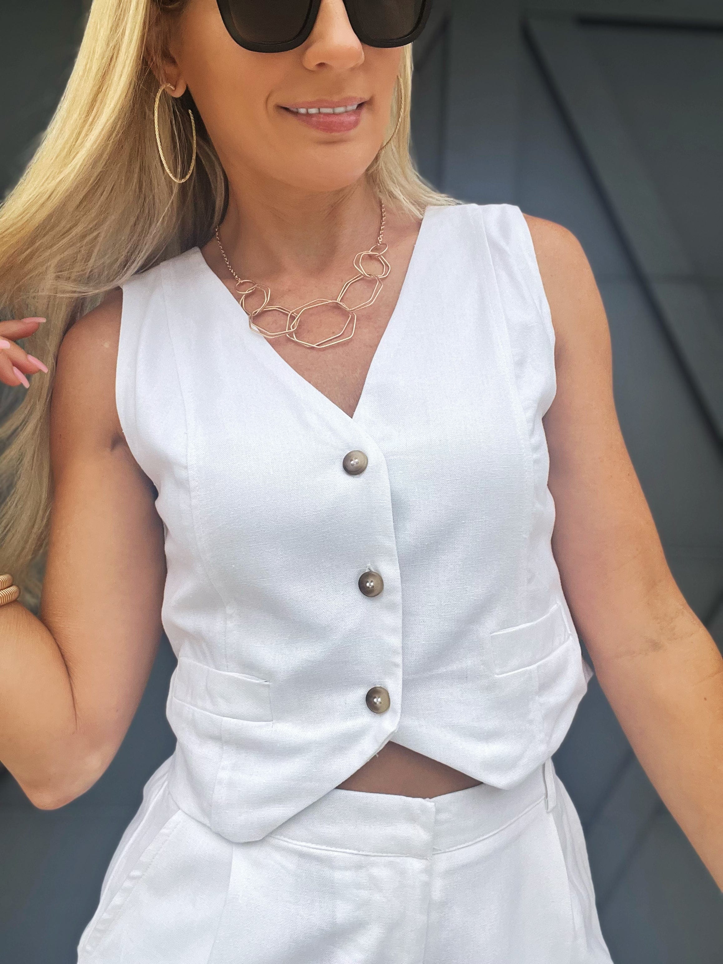 Linen Cropped Vest In White - Infinity Raine