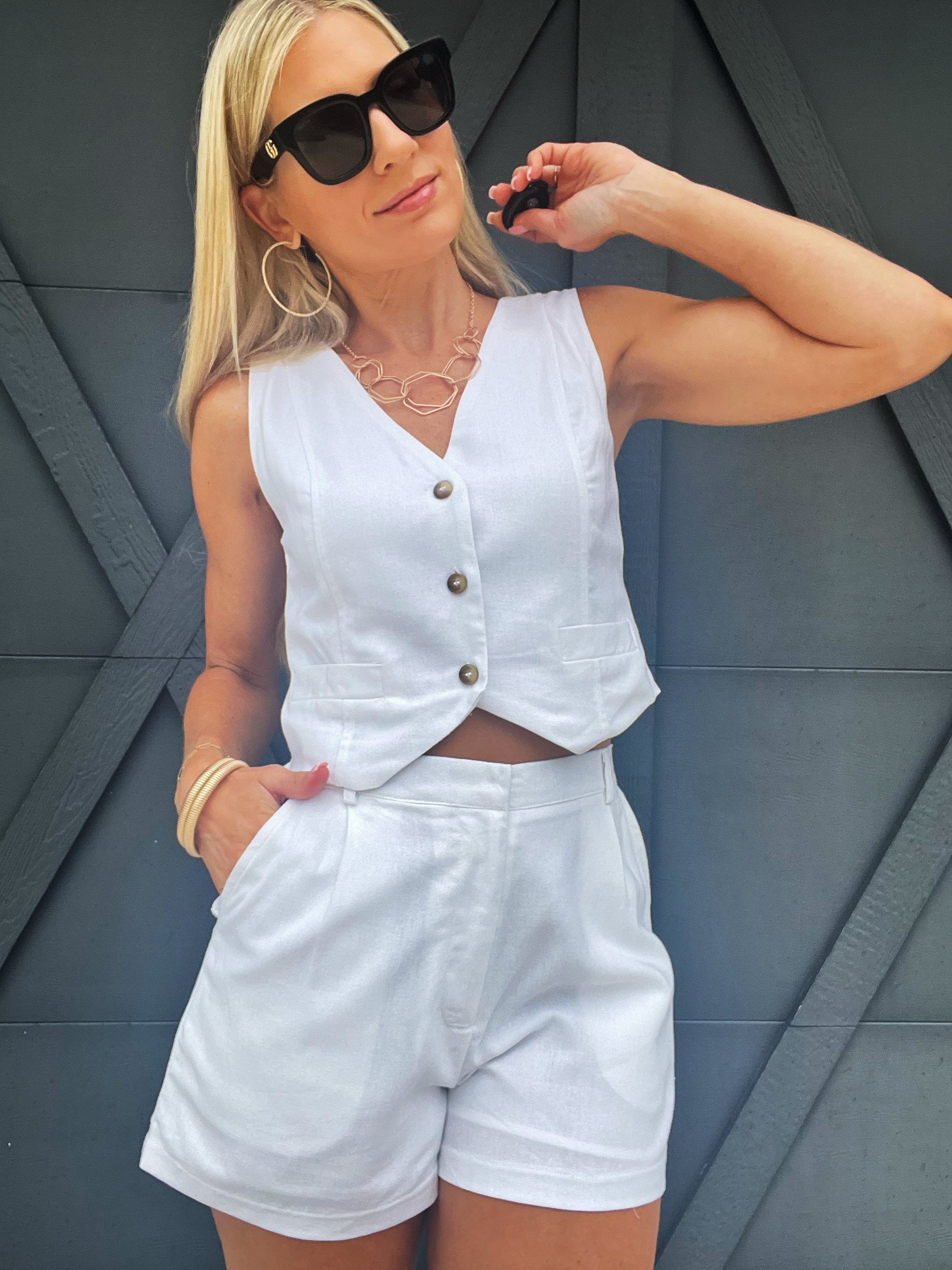 Linen Cropped Vest In White - Infinity Raine