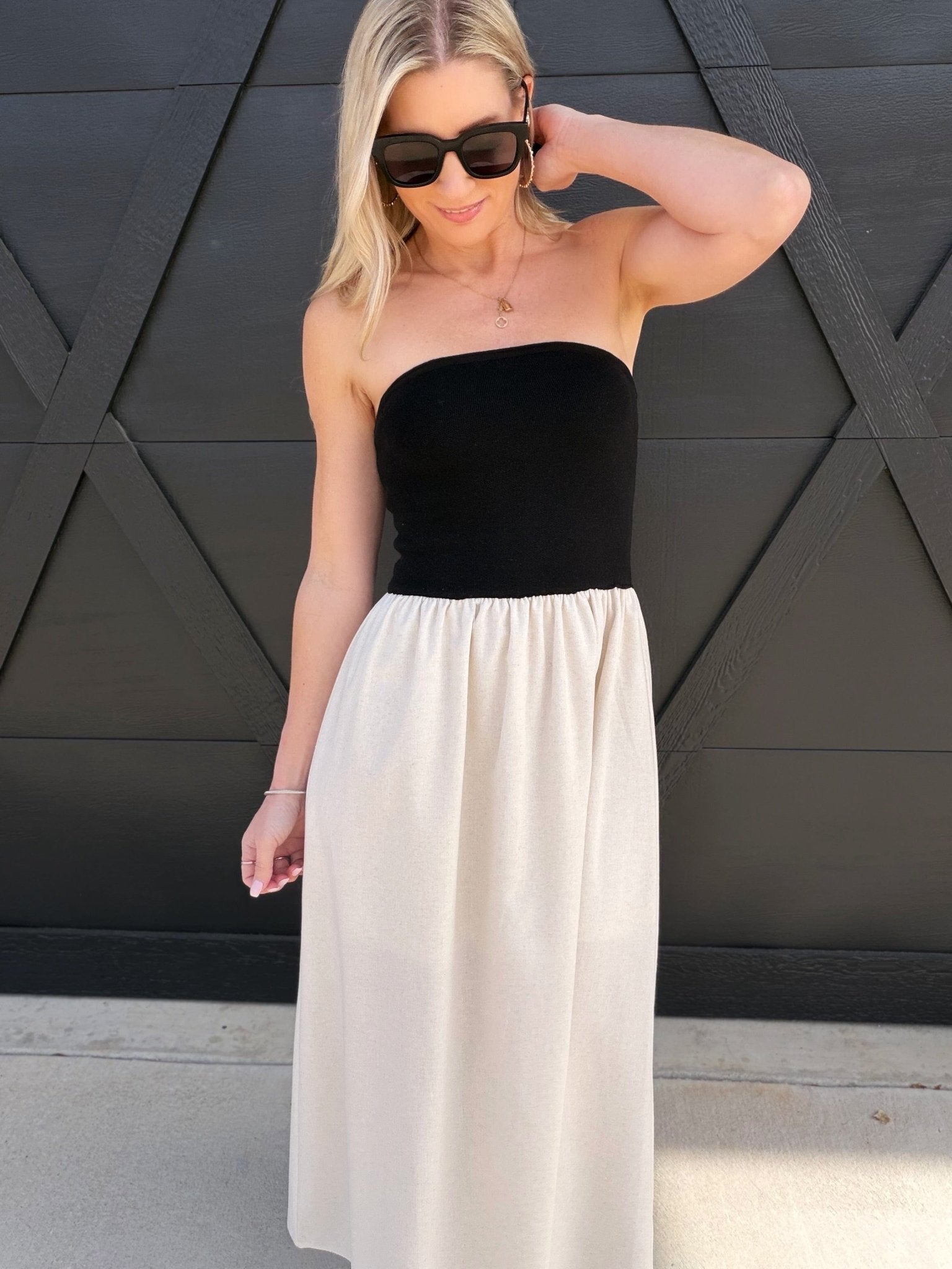 Two Toned Midi Dress In Black - Infinity Raine