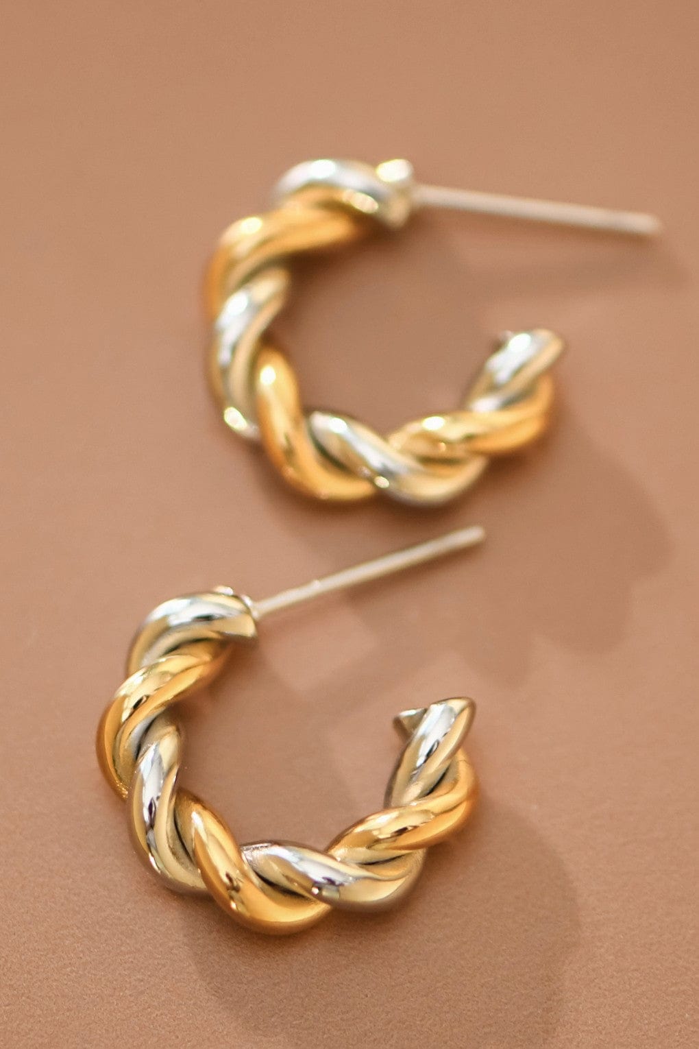 What's Hot Jewelry - Earrings Two Toned Twisted Wire Hoops 68645622