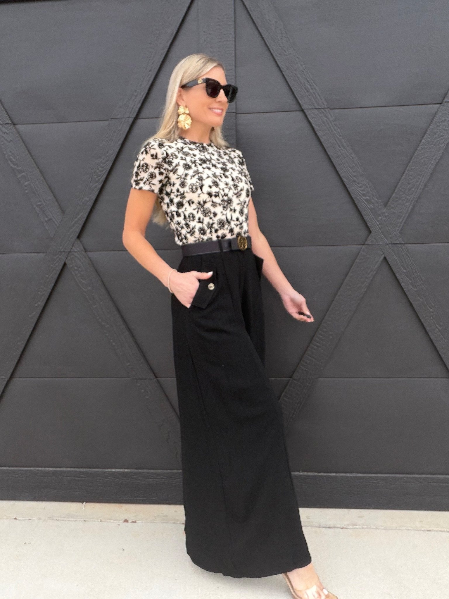 Wide-leg Flap Pocket Pants In Black - Infinity Raine