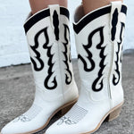 Yaya Boots In Bone - Infinity Raine